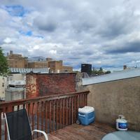 featured image of 1207B Carpenter St #B