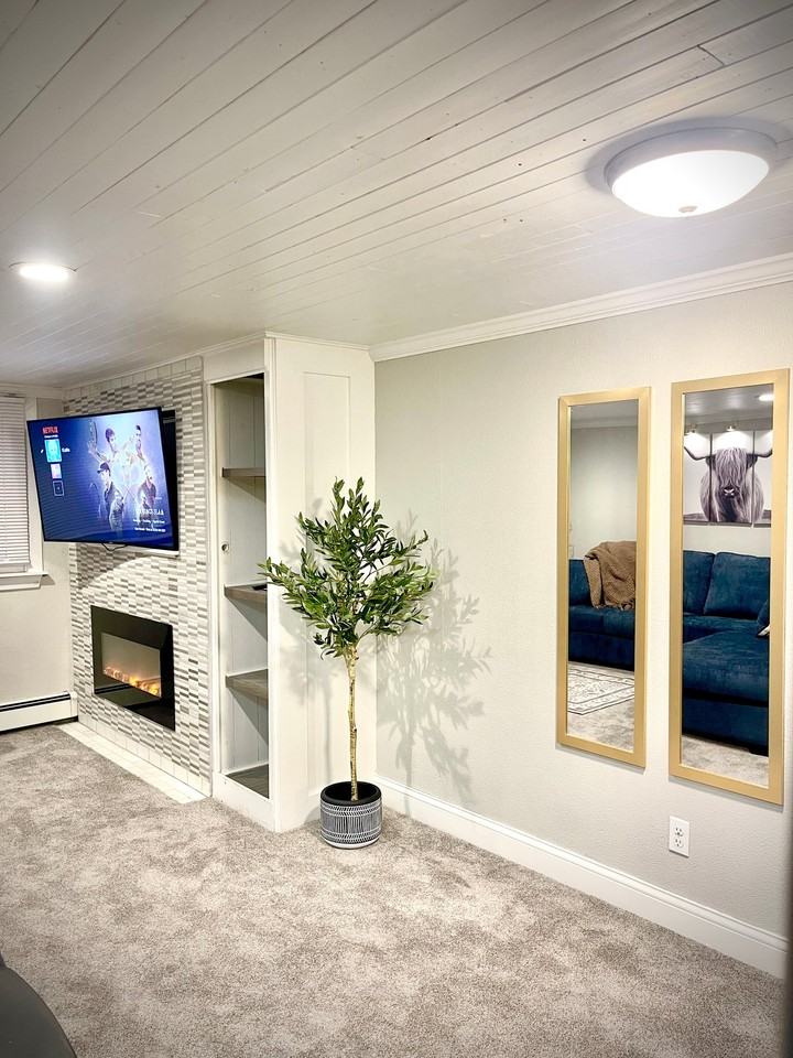 1115 Delmar Ct #2 - Photo 4 of 10