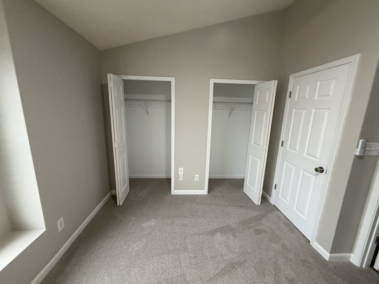 1118 Glory Vine Rd - Photo 5 of 13