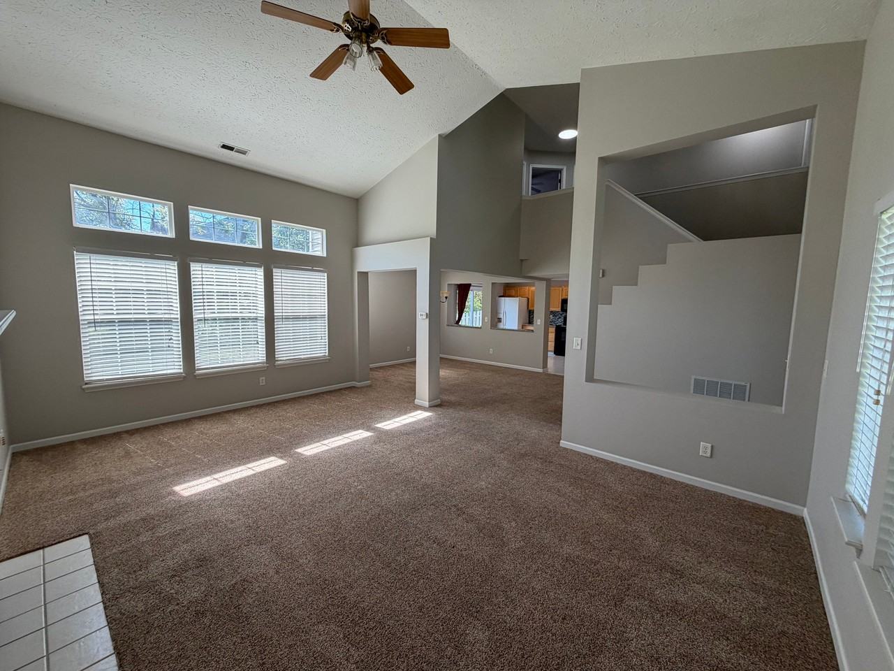 14173 Jasmine Ct - Photo 4 of 20