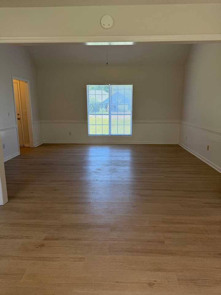206 Buckston Ct - Photo 7 of 20