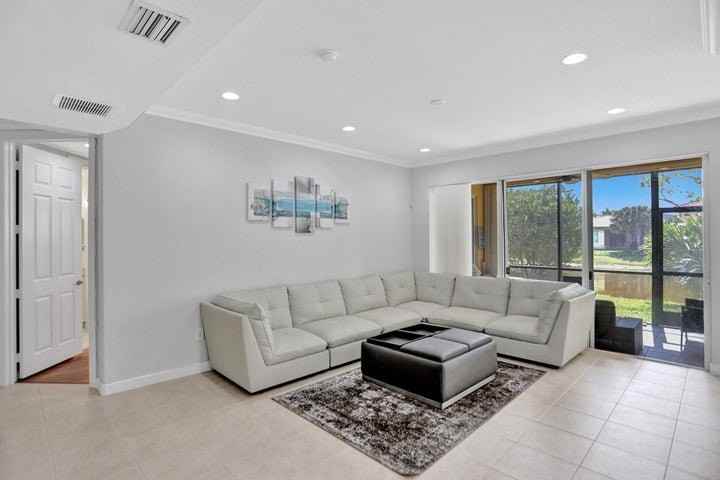 8246 Nw 127th Ln #C - Photo 5 of 8