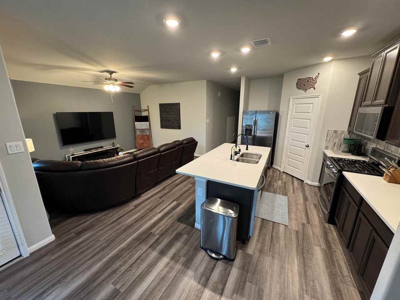 1729 Hartford Springs Trl - Photo 4 of 20