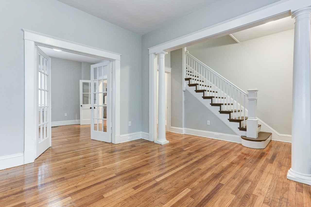421 Chimborazo Blvd - Photo 4 of 20