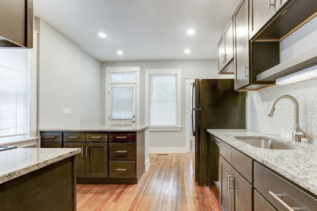 421 Chimborazo Blvd - Photo 6 of 20