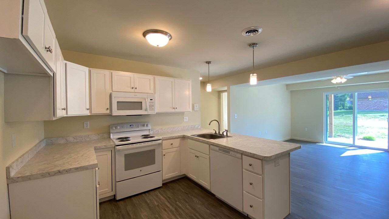 2965 W Old State Rd #201 - Photo 2 of 15
