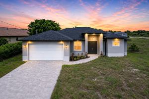 featured image of 804 Curtis Ave N