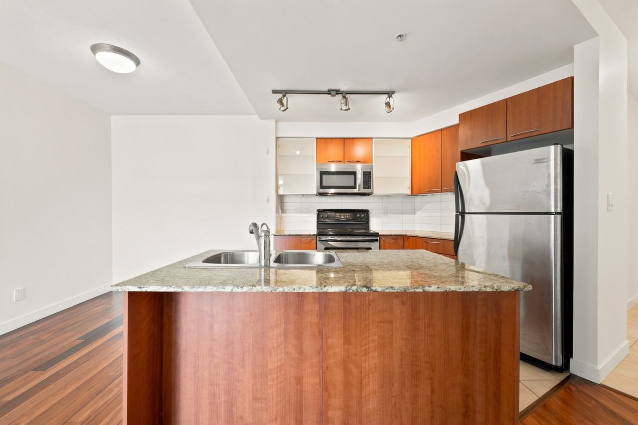 4028 Knight Street #516 - Photo 5 of 25