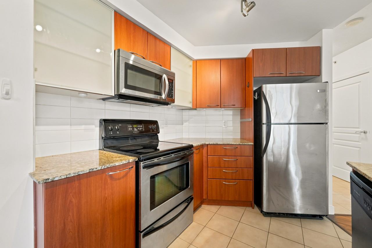 4028 Knight Street #516 - Photo 7 of 25