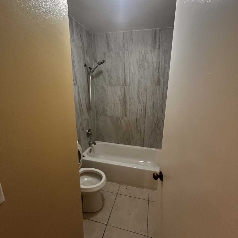8039 Sw 21st Ct #8039 - Photo 4 of 19