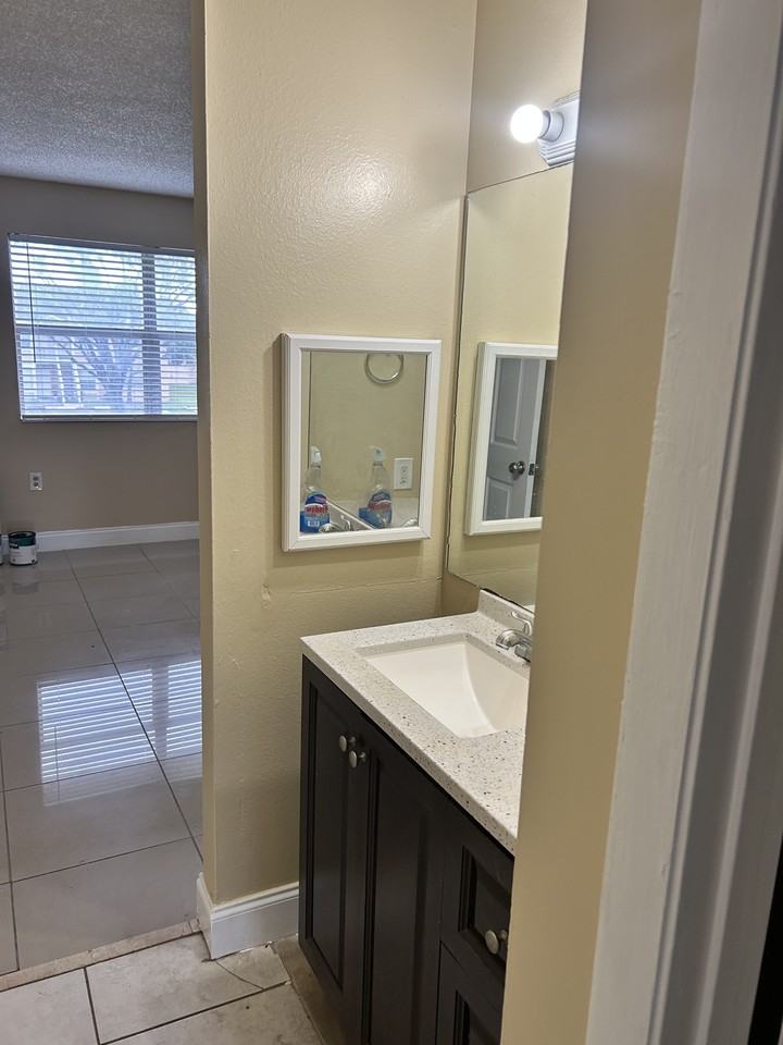 8039 Sw 21st Ct #8039 - Photo 5 of 19