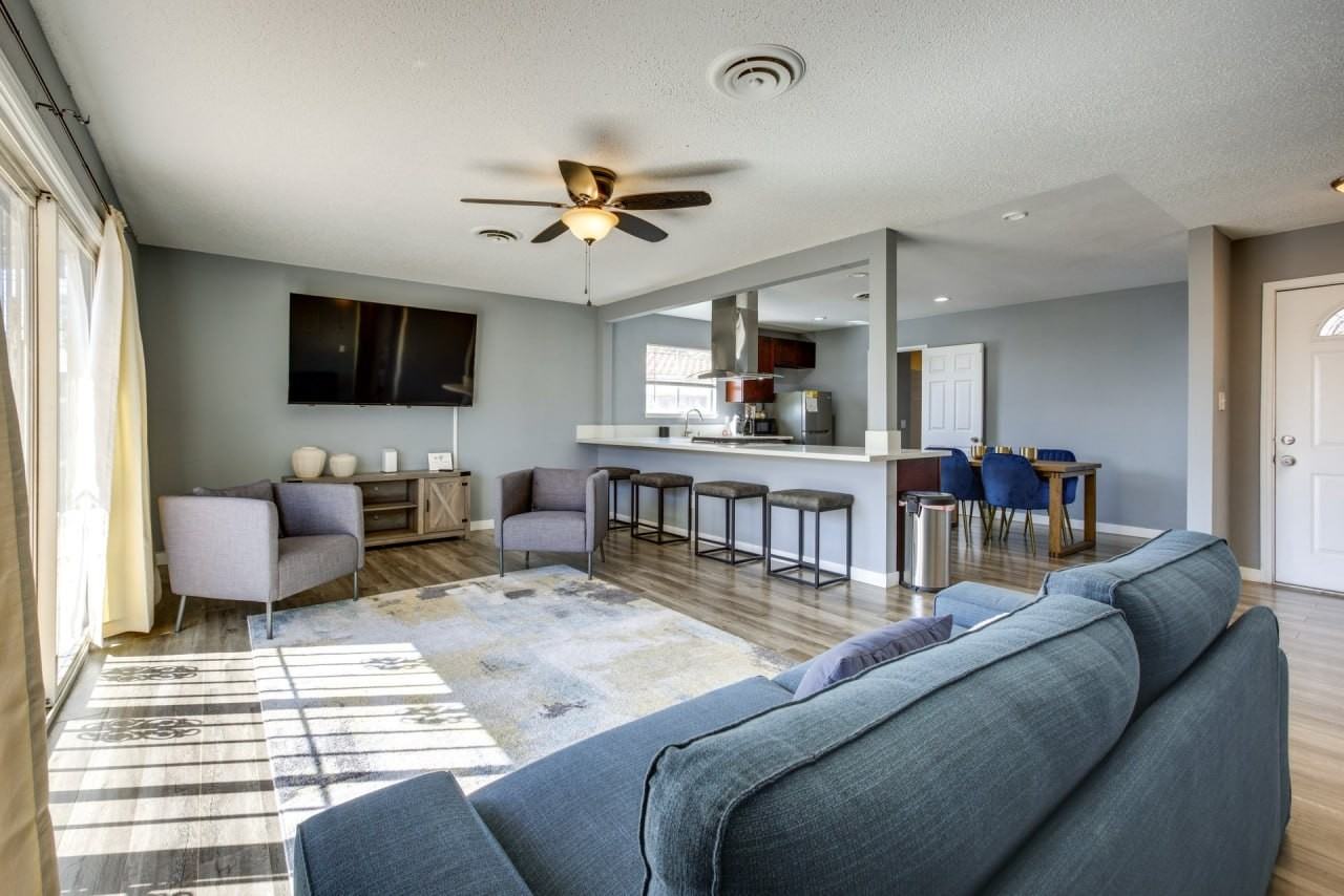 2405 Arenas St #NA - Photo 6 of 14
