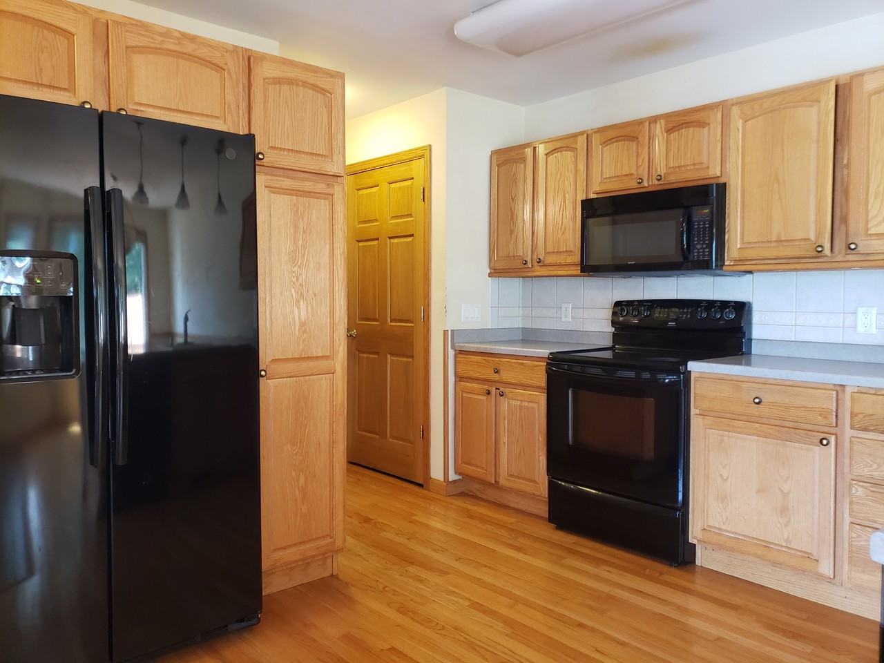 105 Llanos St #105 - Photo 5 of 24