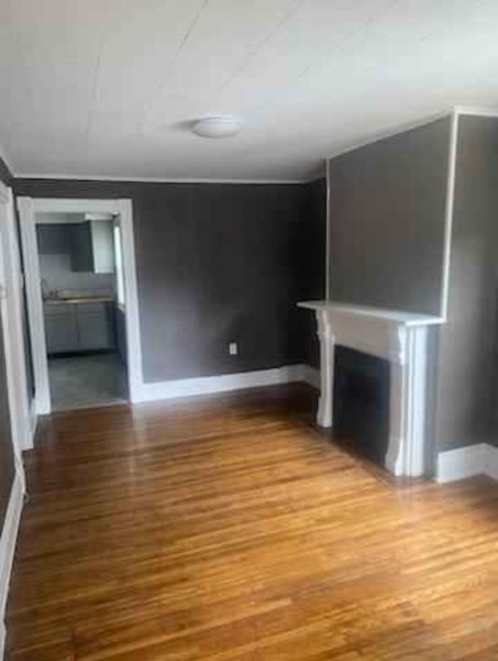 395 Fargo Ave #2 - Photo 4 of 9
