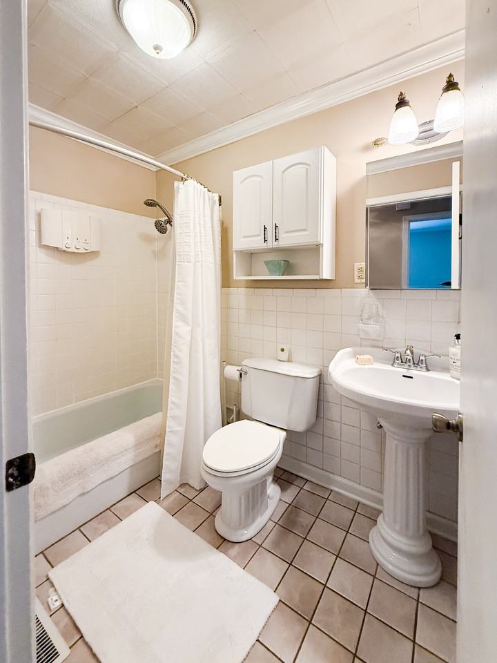 6721 Westgrove Dr #NA - Photo 4 of 11