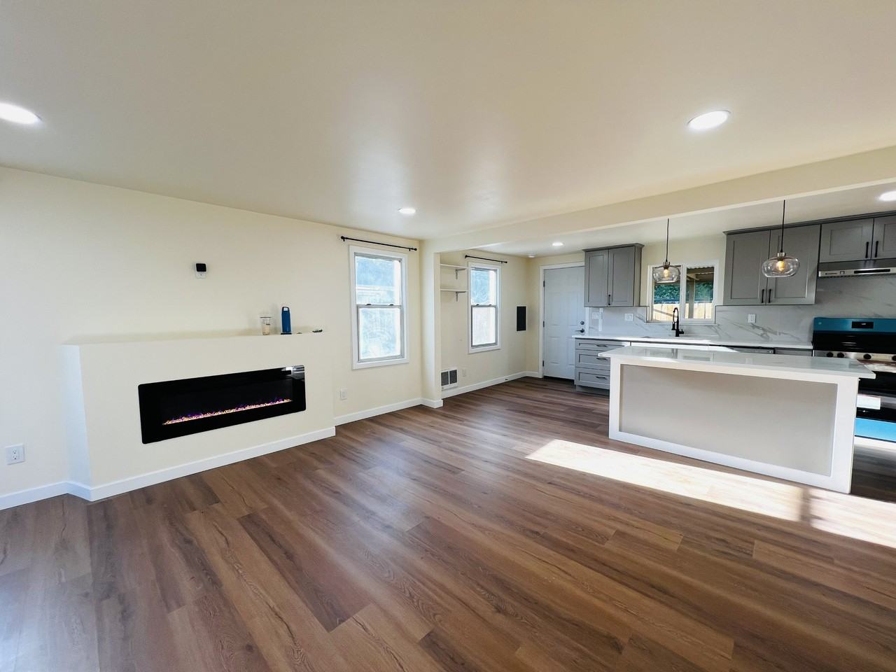 3404 Se 5th St #NA - Photo 2 of 25