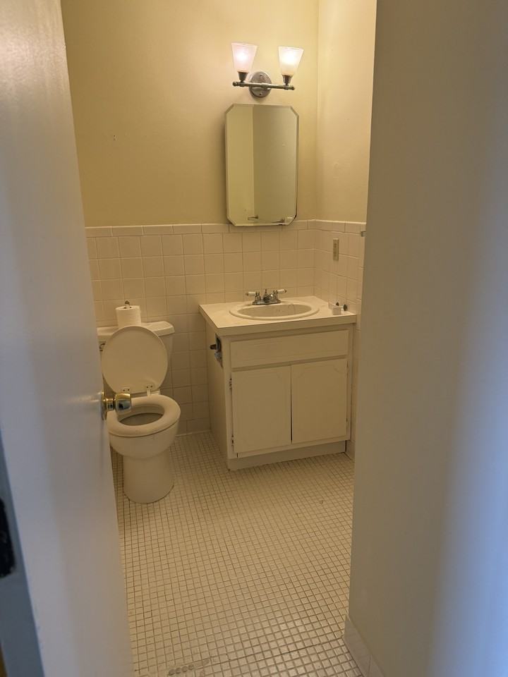 31577 Fraser Dr, Fraser, Mi 48026, Usa #NA - Photo 5 of 6