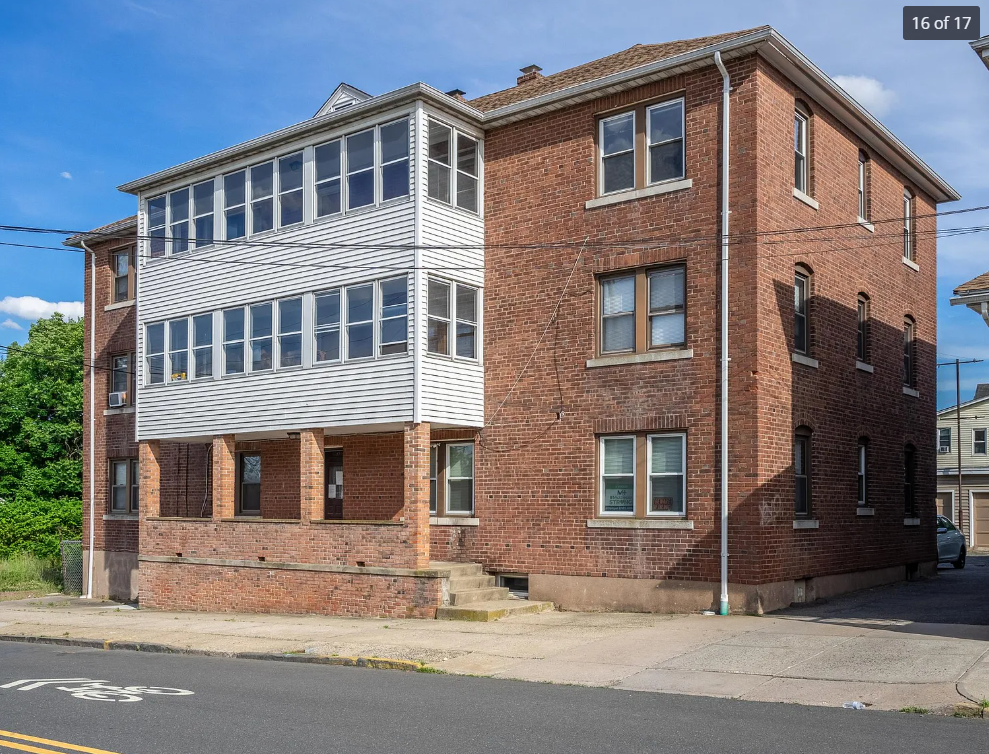 35 Rappallo Ave #2W - Photo 6 of 18
