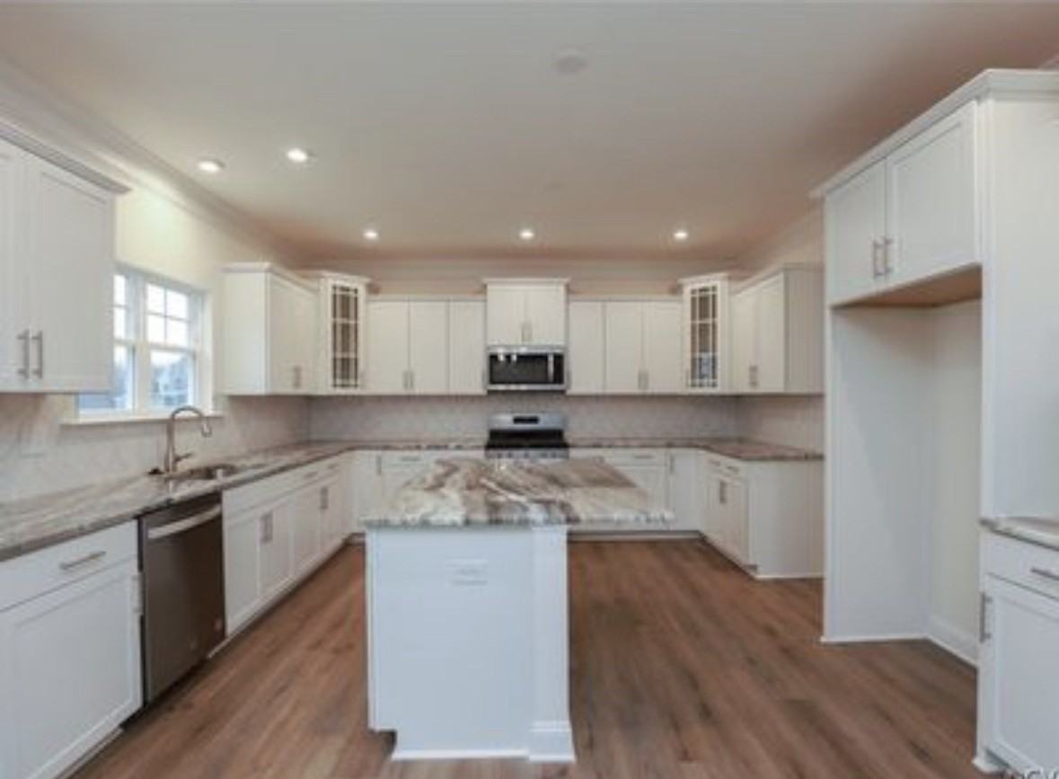 3502 Macallan Pkwy #NA - Photo 6 of 27