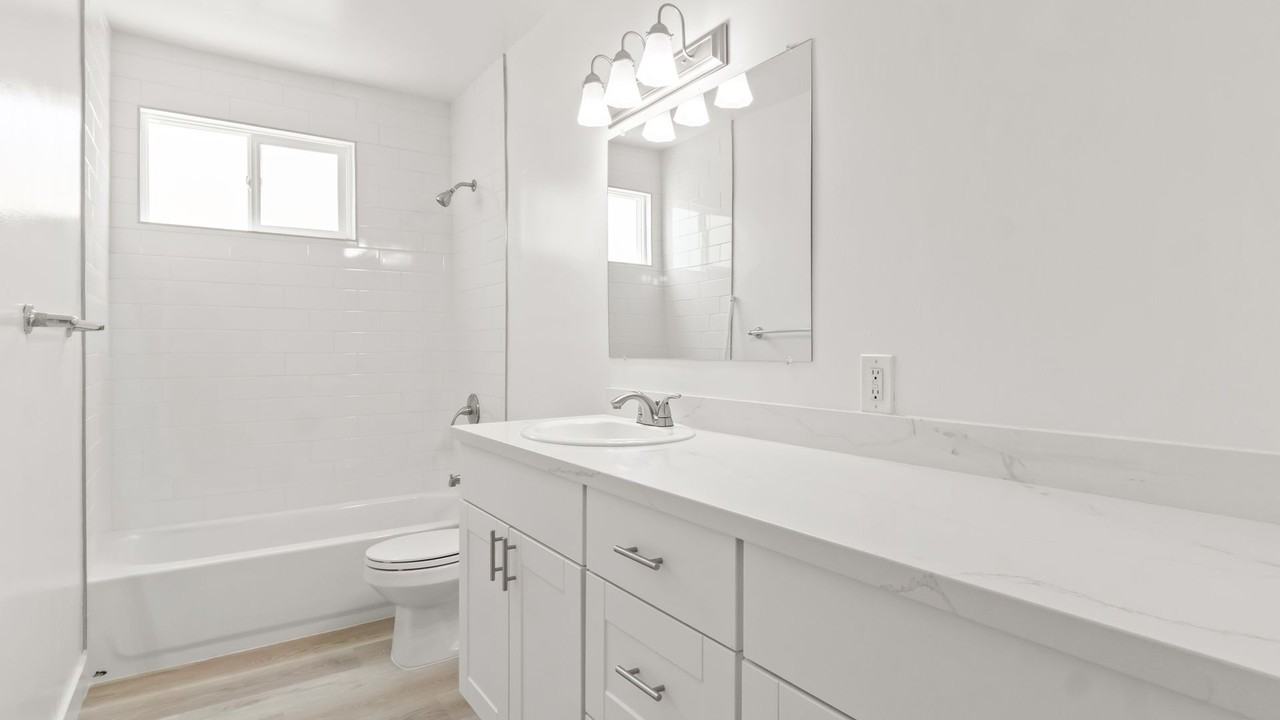 Stoneybrook Apartments - Photo 7 of 23