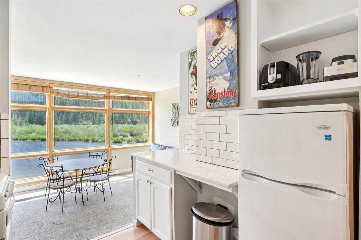 24 River Run Rd - Photo 6 of 15