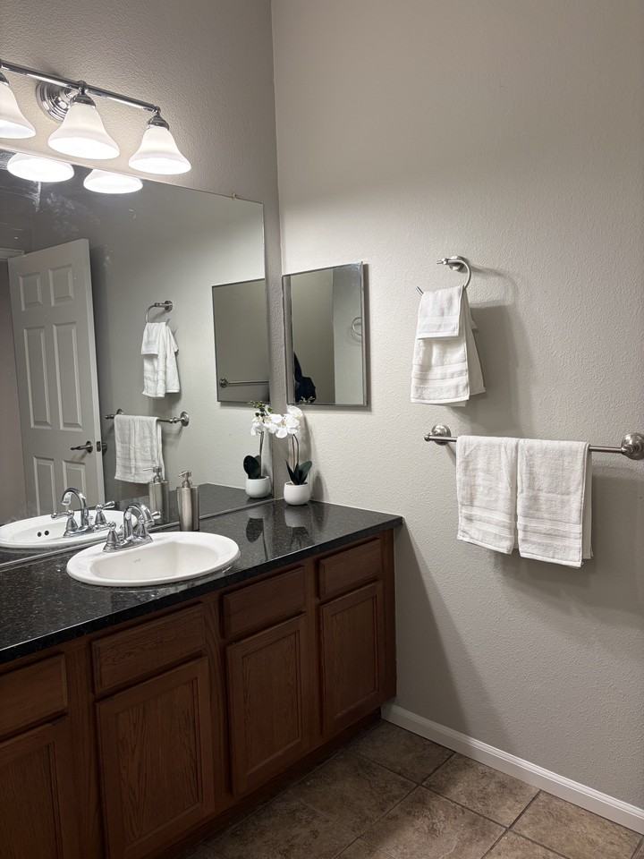 1465 Blue Sky Cir #17-104 - Photo 5 of 17
