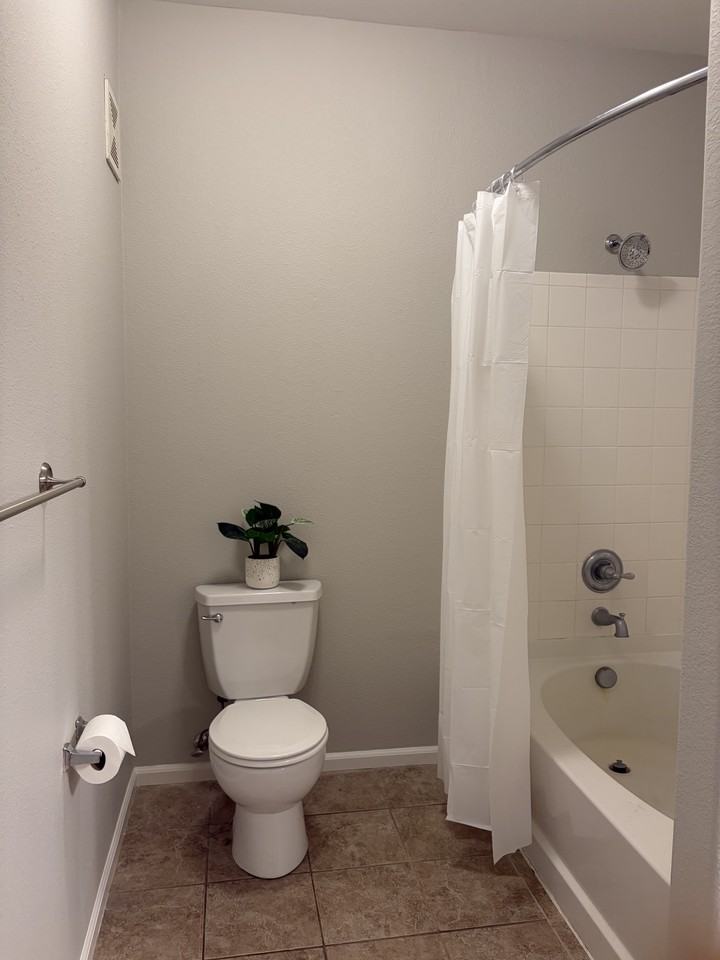 1465 Blue Sky Cir #17-104 - Photo 6 of 17