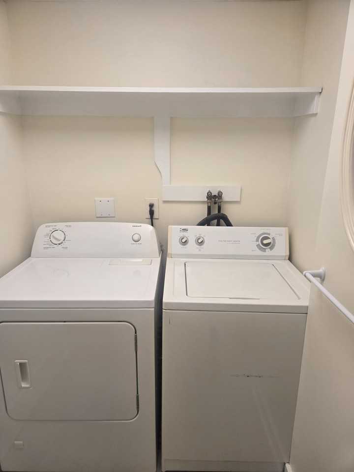 273 Pearl Harbor St #273 - Photo 7 of 21