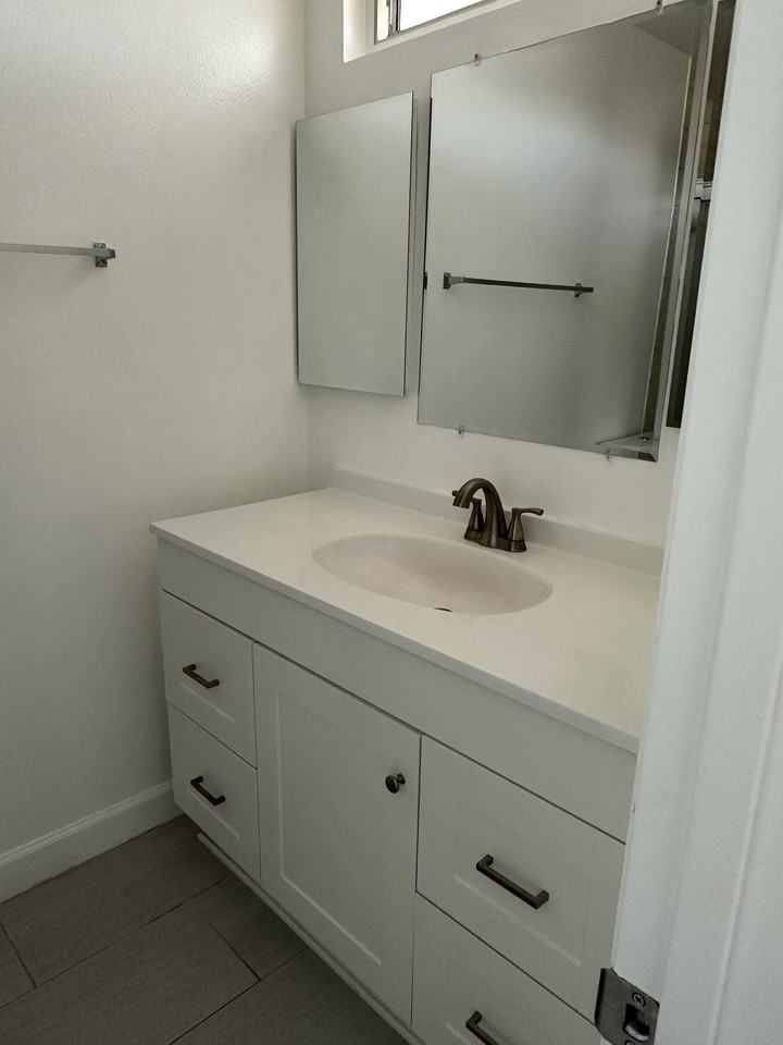 142 S Delano St #3 - Photo 6 of 10