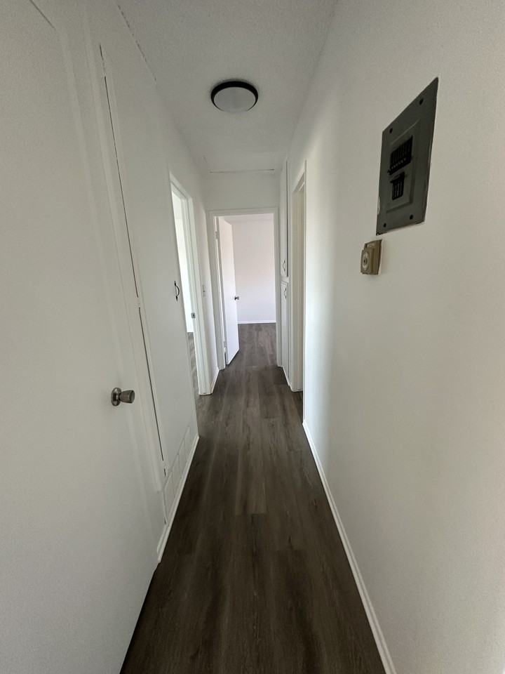 142 S Delano St #3 - Photo 7 of 10