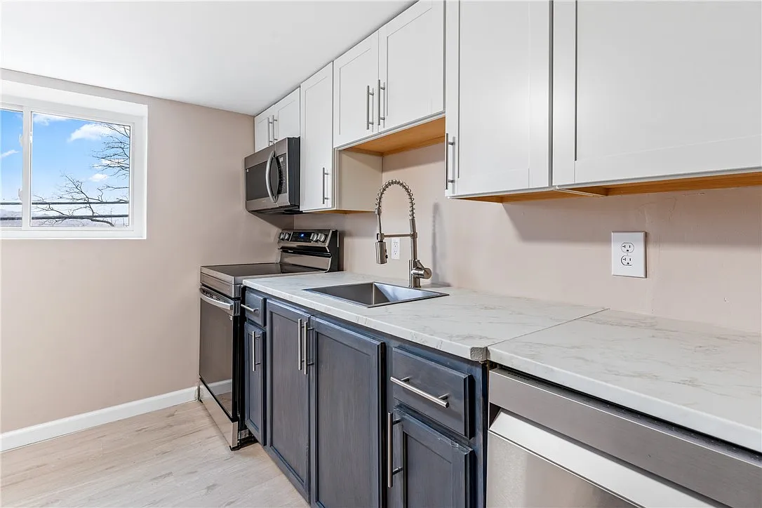 125 Liberty St #NA - Photo 4 of 25