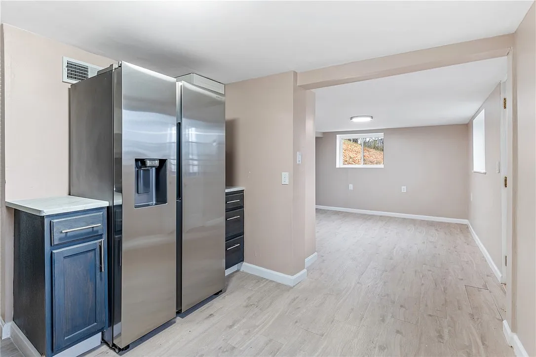 125 Liberty St #NA - Photo 6 of 25