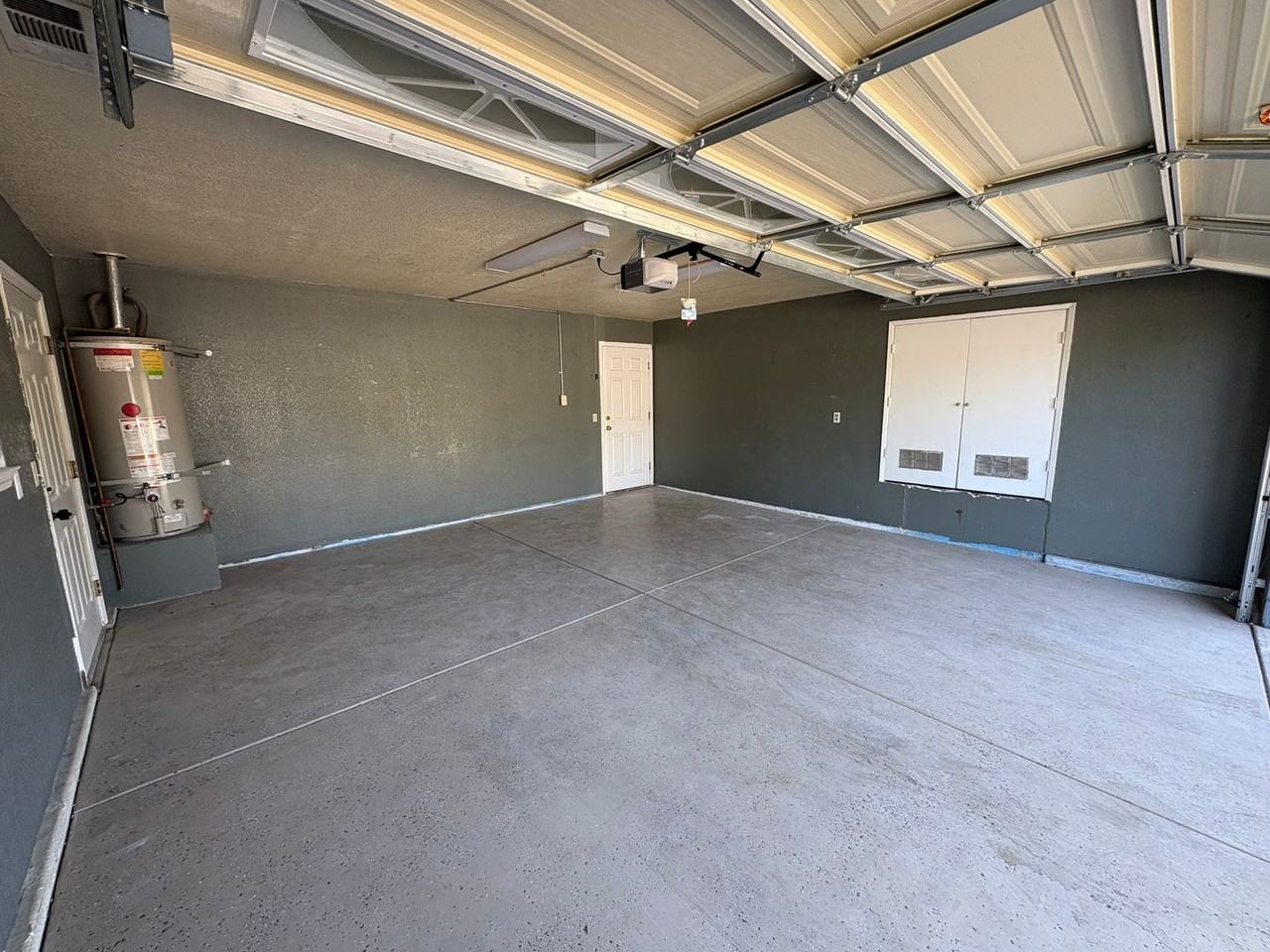 1040 N Sumter Ct - Photo 3 of 43