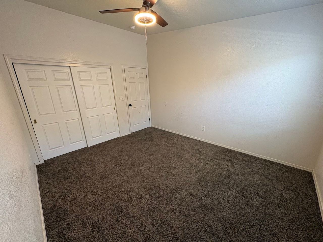 1040 N Sumter Ct - Photo 6 of 43
