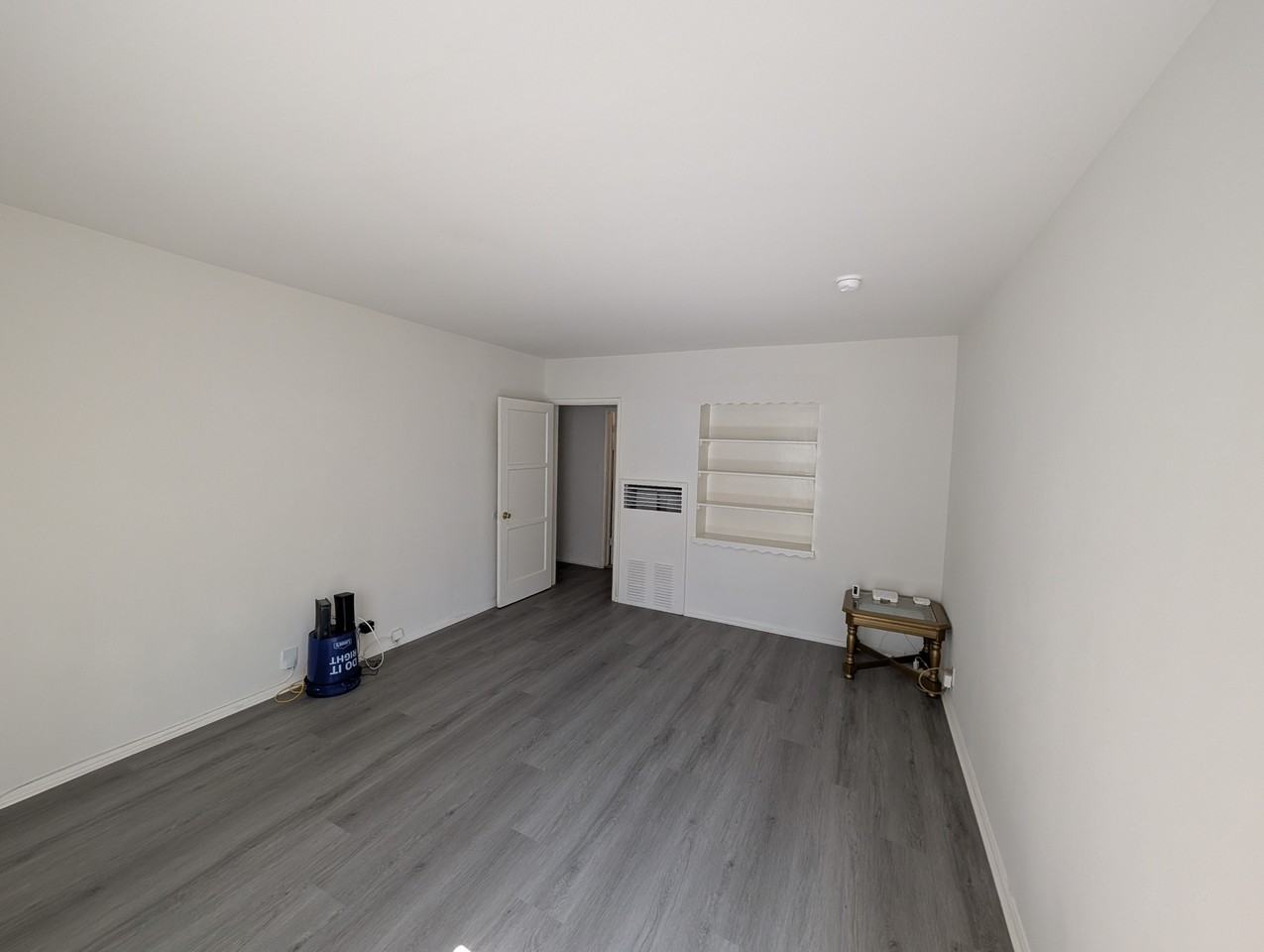 2183 W 27th St #2183 - Photo 5 of 19