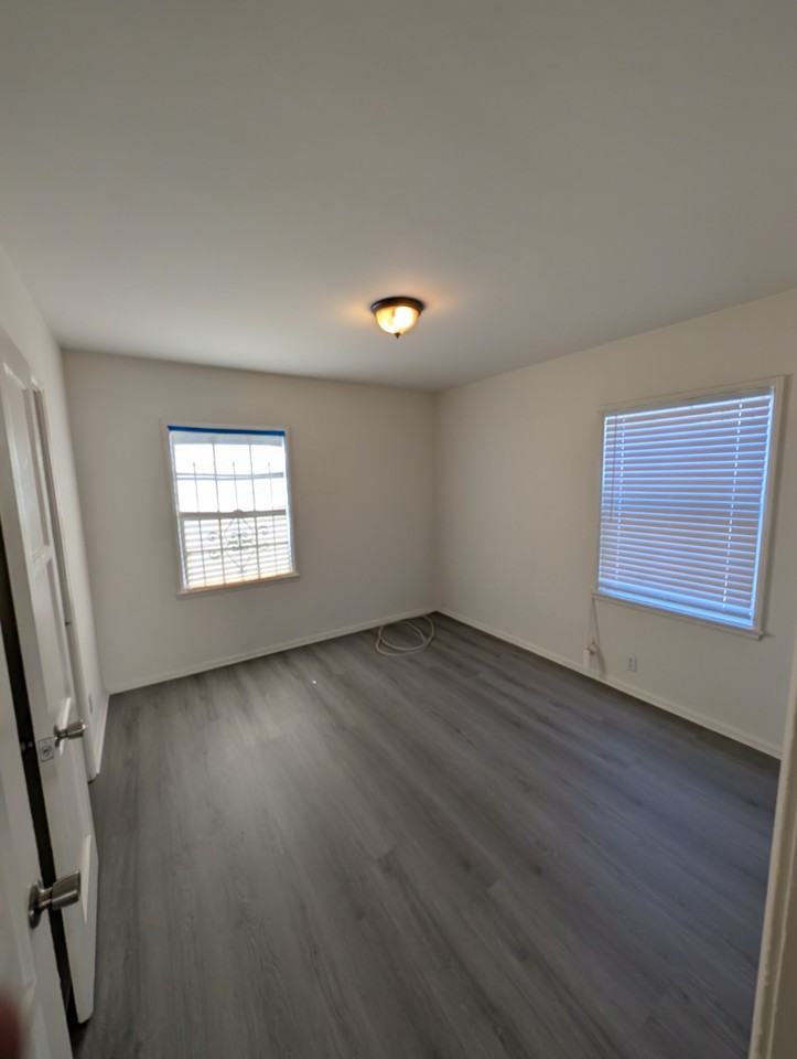 2183 W 27th St #2183 - Photo 7 of 19