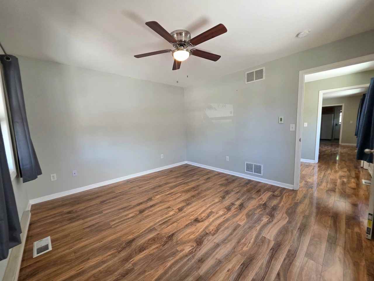 1234 Pine St - Photo 7 of 9