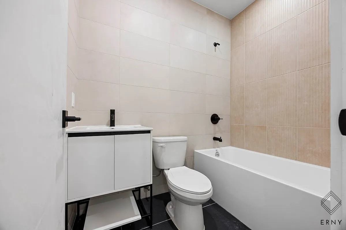 809 Midwood Street #3 - Photo 3 of 10