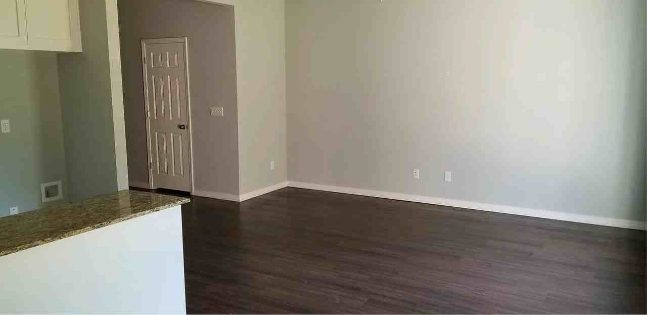 836 Baker St Nw #836 - Photo 5 of 12