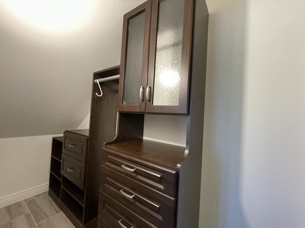 10 Prado - Photo 4 of 17