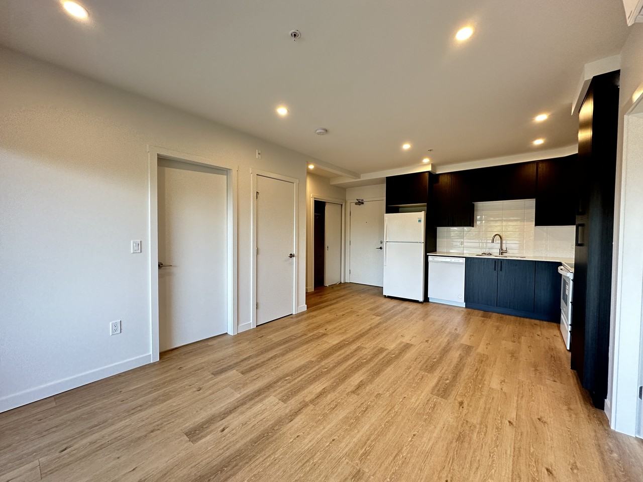 705 Station Avenue #305 - Photo 2 of 11