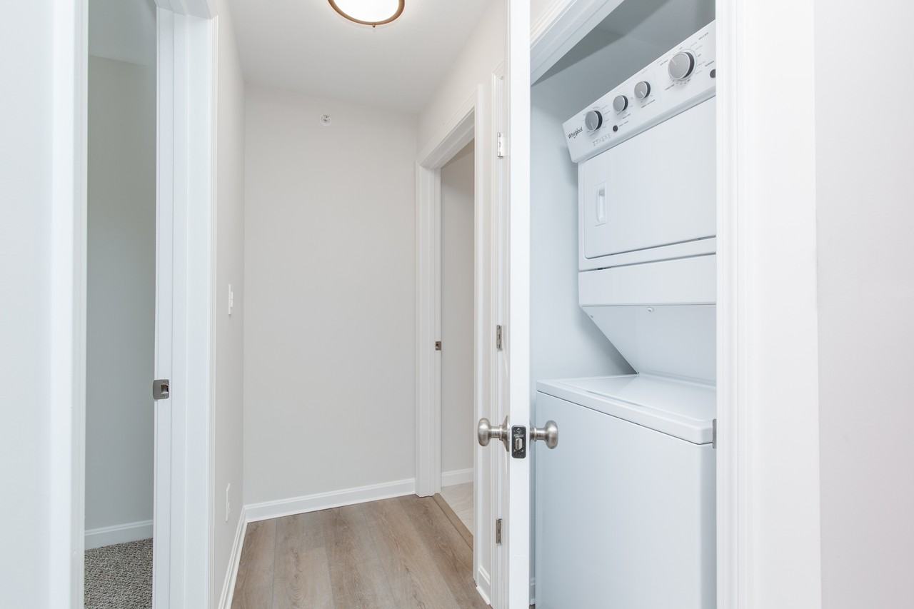 60 Sherburne Ave #5 - Photo 7 of 13