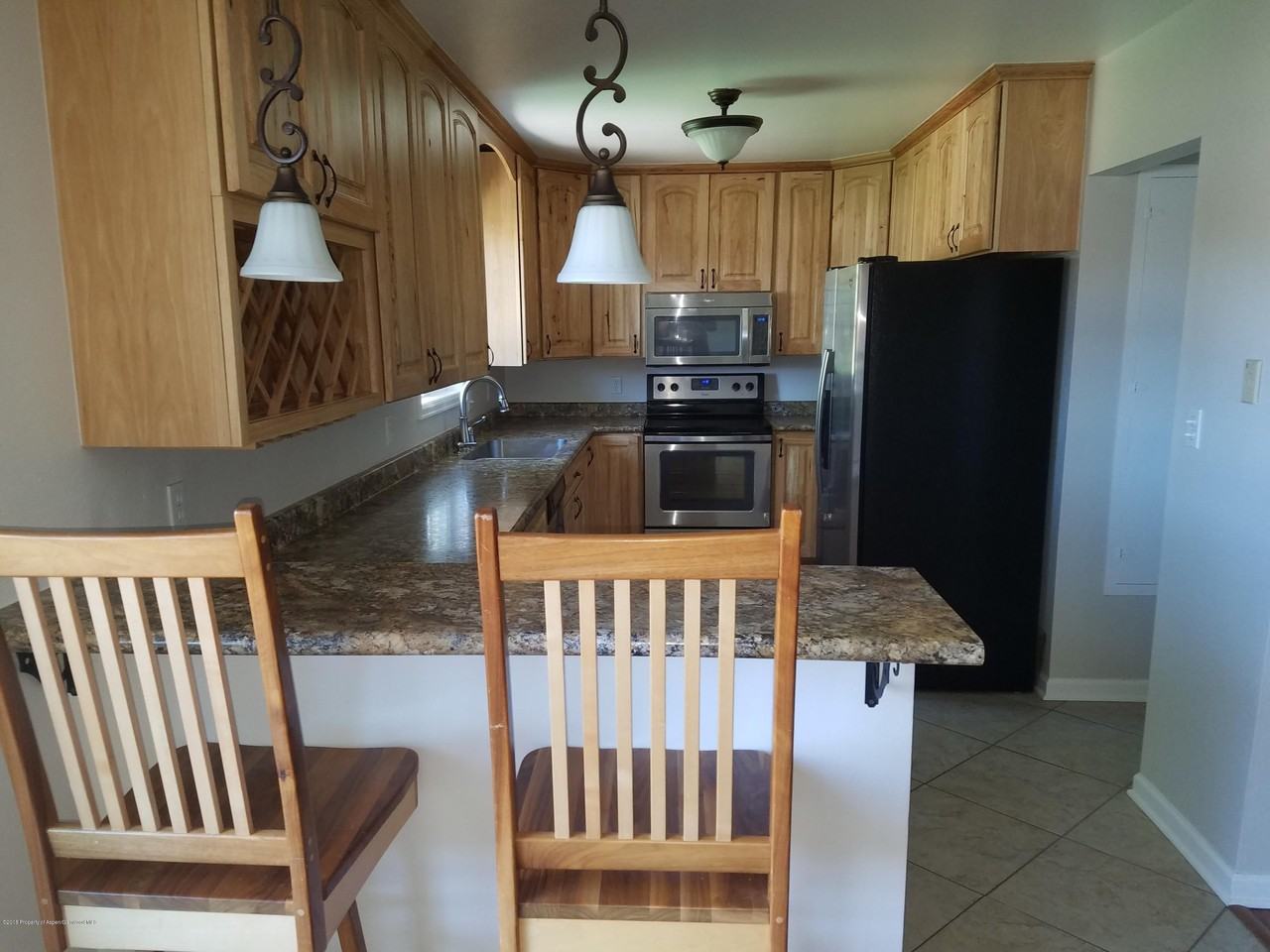 730 Green St - Photo 6 of 21
