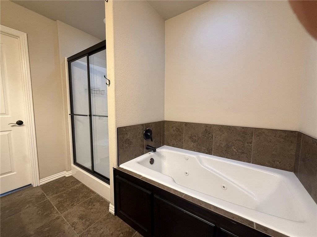 1486 S Blue Willow Ave - Photo 6 of 14