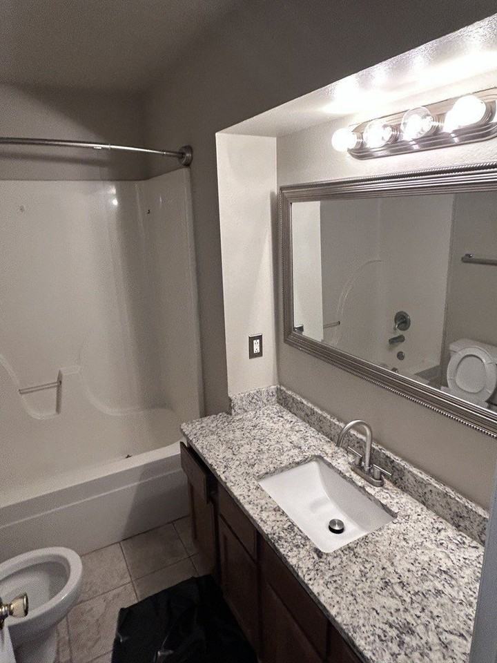 515 Del Cir - Photo 5 of 6