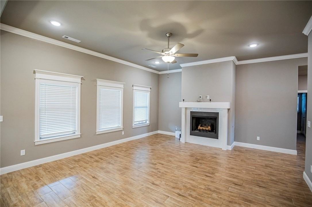 1025 Kimball Ln - Photo 2 of 26