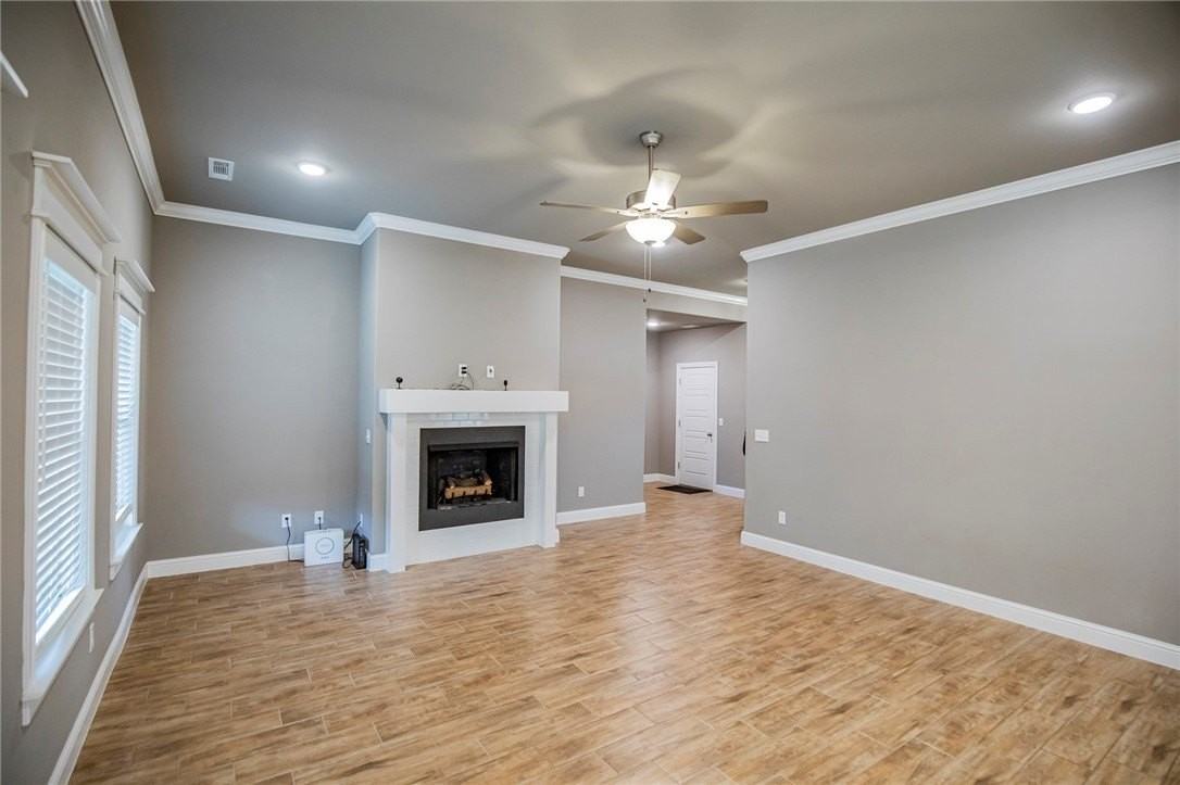 1025 Kimball Ln - Photo 6 of 26