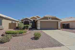 8747 W Adam Ave - Photo 1 of 1