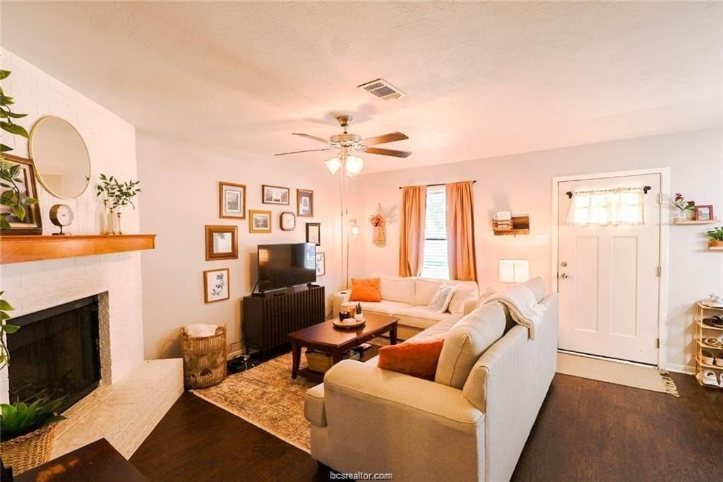 617 San Benito Ct - Photo 2 of 12