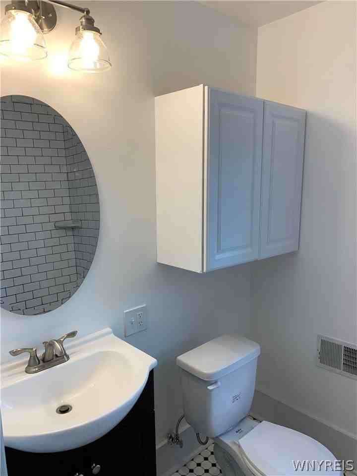 716 West Ave - Photo 5 of 14